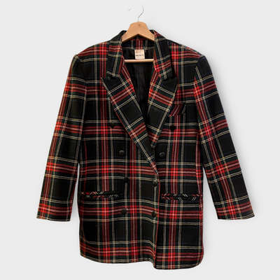 Front of The PETRI - Checkered blazer