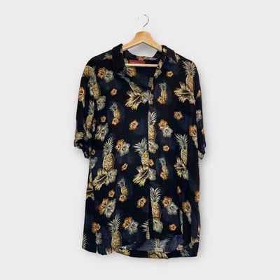 Hawaiian inspired short sleeve shirt